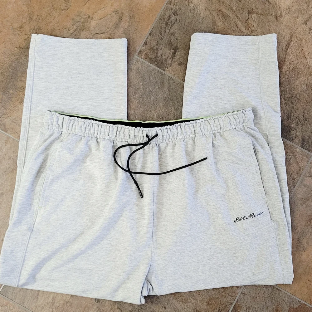 Eddie Bauer Heather Light Gray Jogger Sweatpants with Black Drawcord